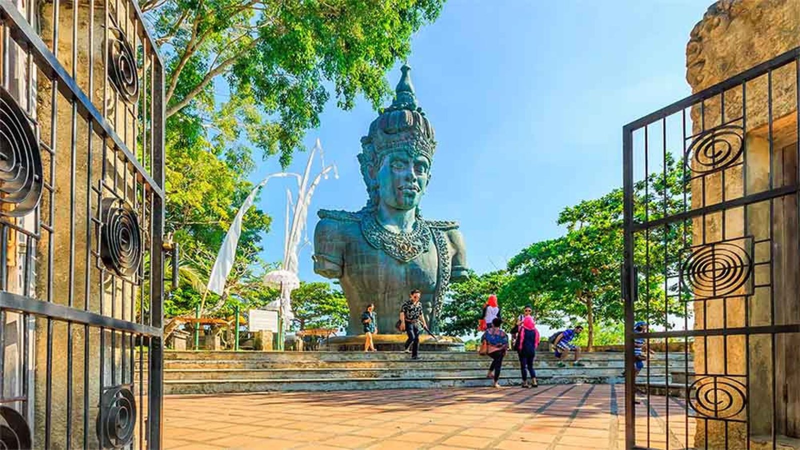 Garuda-Wisnu-Kencana-1